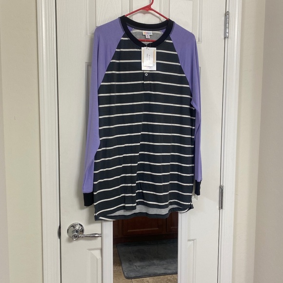 NWT LulaRoe Mark Unisex Top - Picture 1 of 7